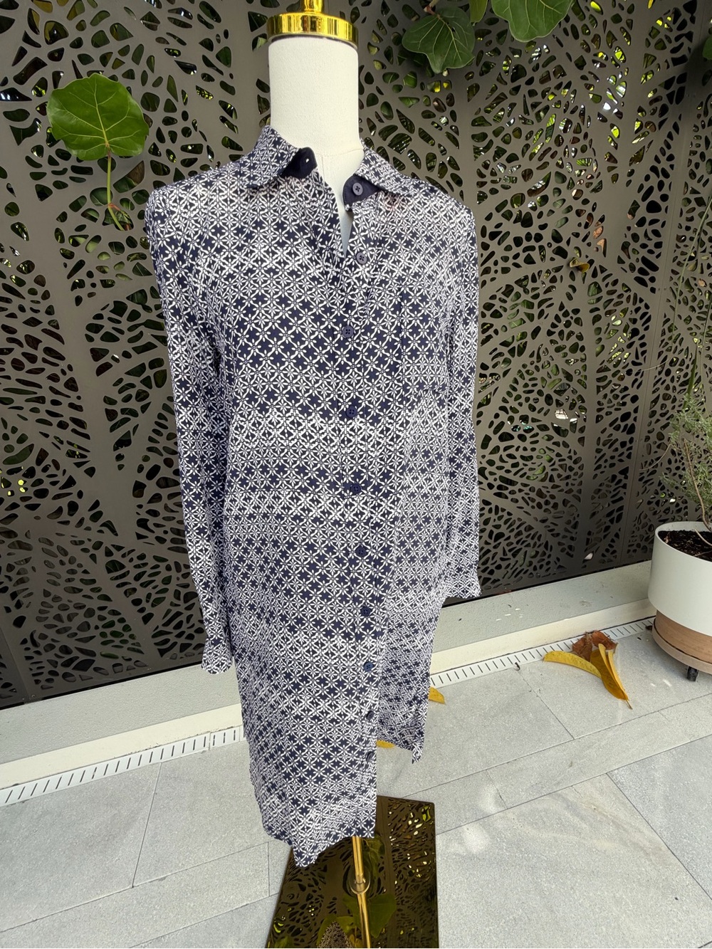 Diane Von Furstenberg Navy & White Long Sleeve Shirt Dress 100% silk